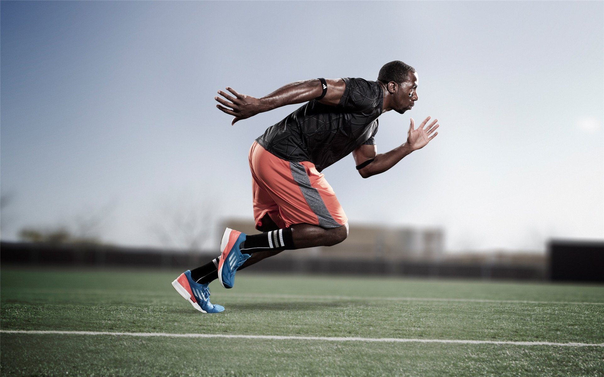 广厦队击溃爵士，哈利伯顿贡献制胜表现